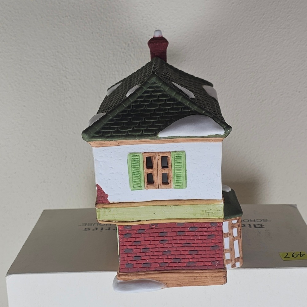 Department 56 Dickens Village Scrooge and Marley Counting House #65005 no light - Picture 3 of 5